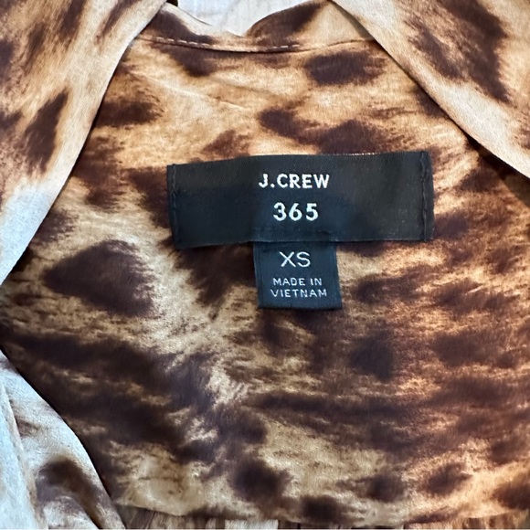 J. CREW LEOPARD PRINT TIE NECK SLEEVELESS TOP SIZE XS - Picture 8 of 10